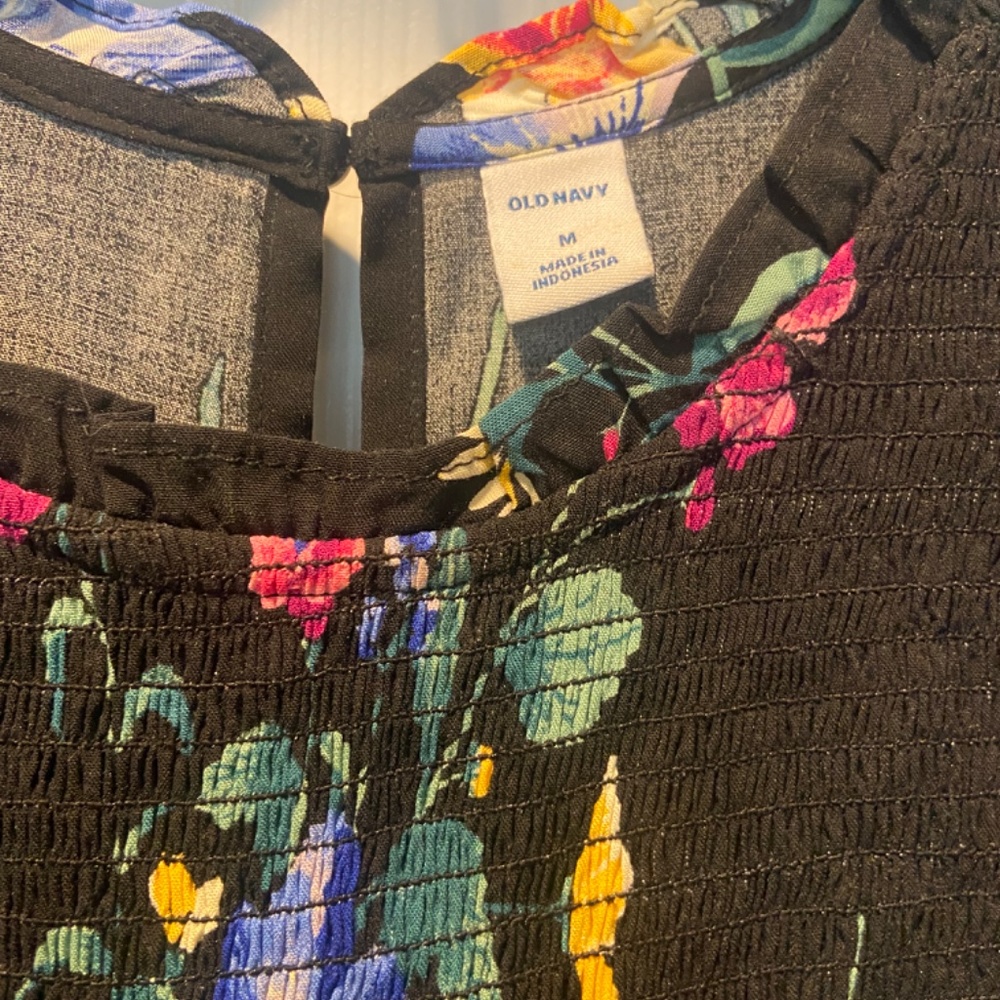 Shirt - Picture 2 of 3